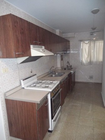 CHACABUCO AL 300 DEPARTAMENTO 3 DORM. ALQUILER EN BARRIO CENTRO