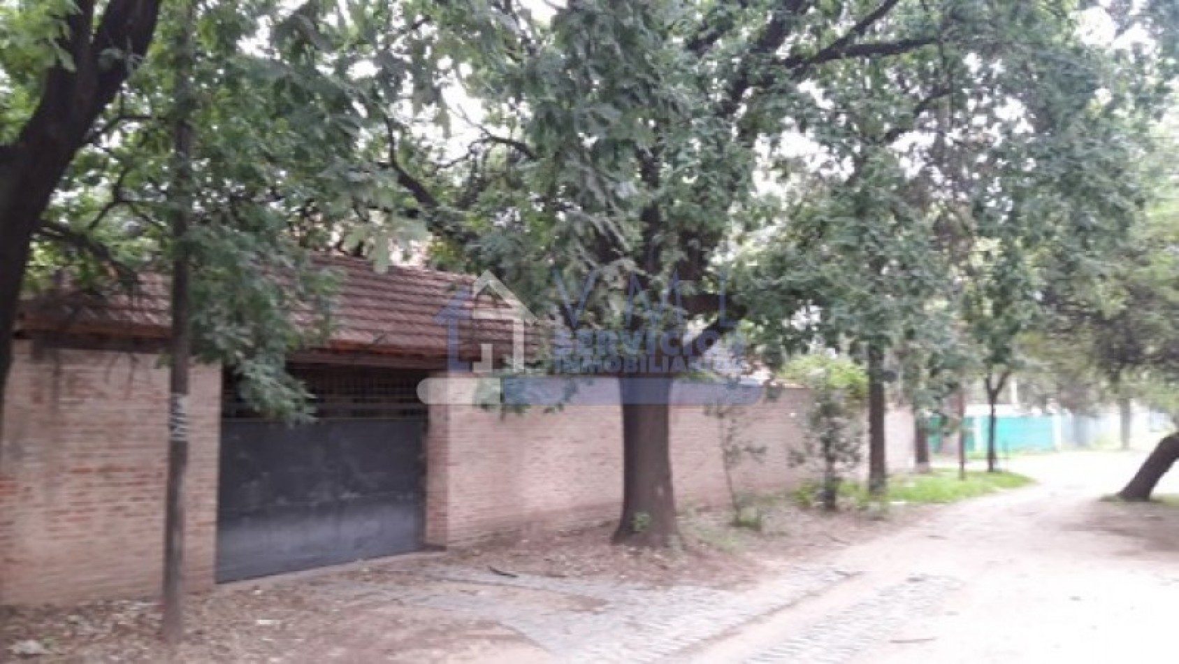 B° Jardin Espinosa, ALQUILER excelente ubicacion! para Uso Comercial