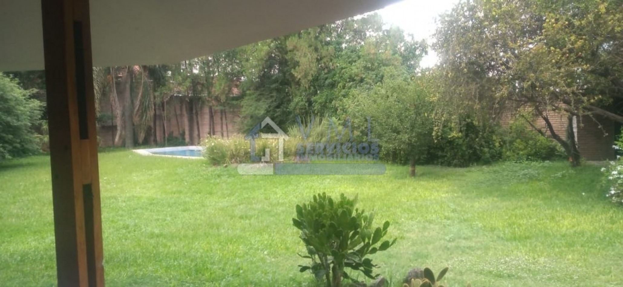 B° Jardin Espinosa, ALQUILER excelente ubicacion! para Uso Comercial