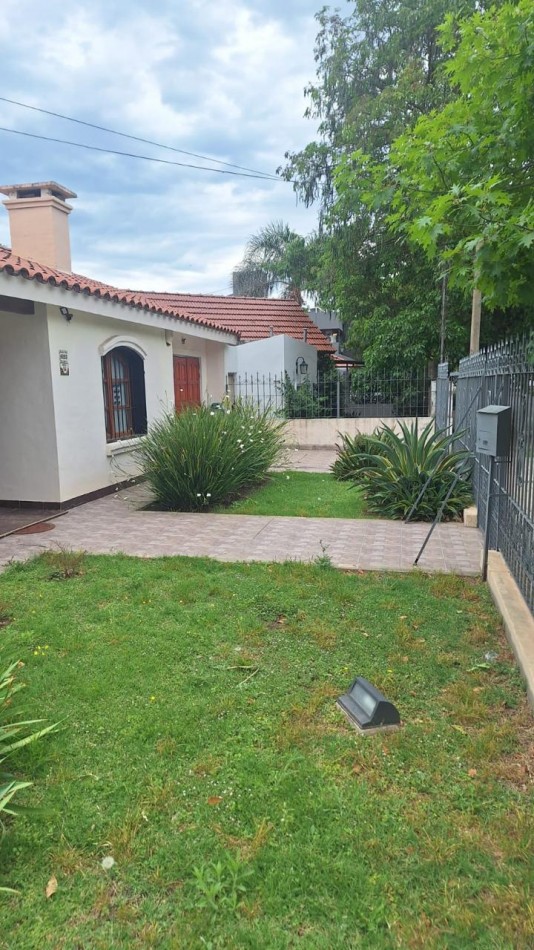 Imperdible!! Casa 3 dormitorios a mts de R. MARTINOLI - Excelente zona!!