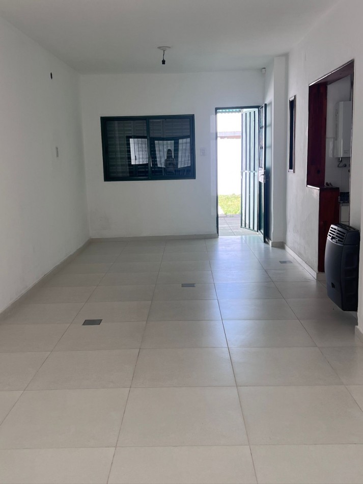 Inaudi! Hermosa casa en ALQUILER 3 dormitorios, patio, garage