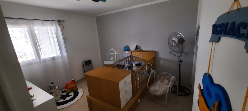 Inaudi! Hermosa casa 3 dormitorios 2 baños C/cochera doble