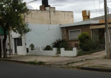 Alquiler!CASA, DEPARTAMENTO Y GALPON EN BARRIO TALLERES OESTE